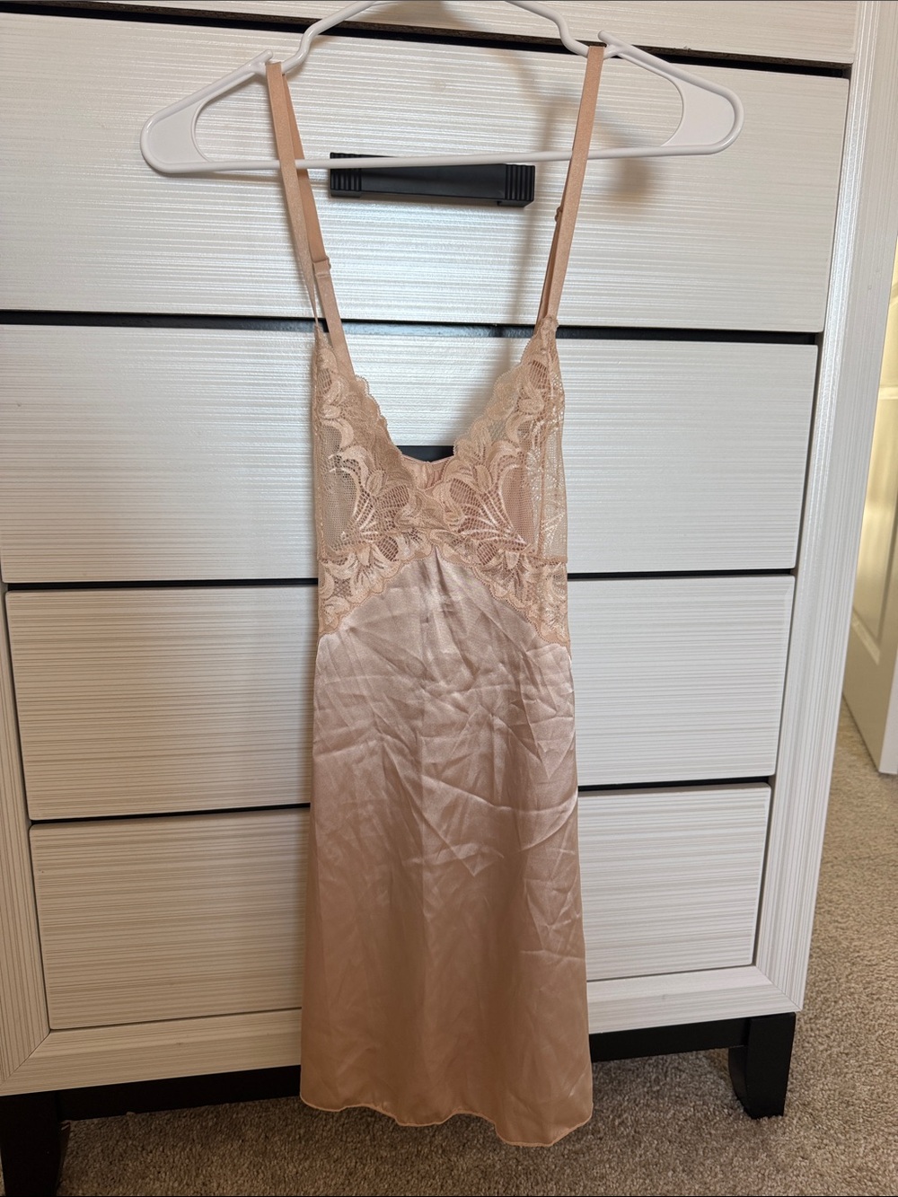 Forever 21 Lace-Trim Satin Chemise - Blush